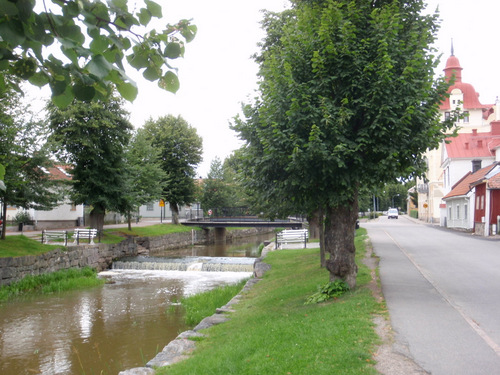 A Creek runs through S&ouml;derk&ouml;ping.